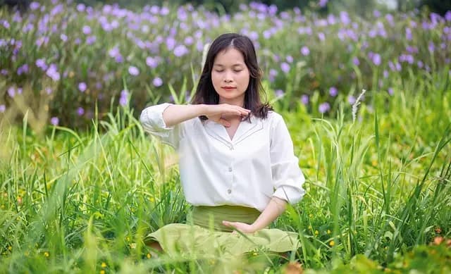Comment Pratiquer le Mindfulness en Loisirs pour un Bien-être Optimal