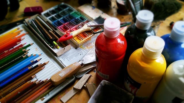 Comment les Loisirs Créatifs Peuvent Améliorer Votre Bien-être